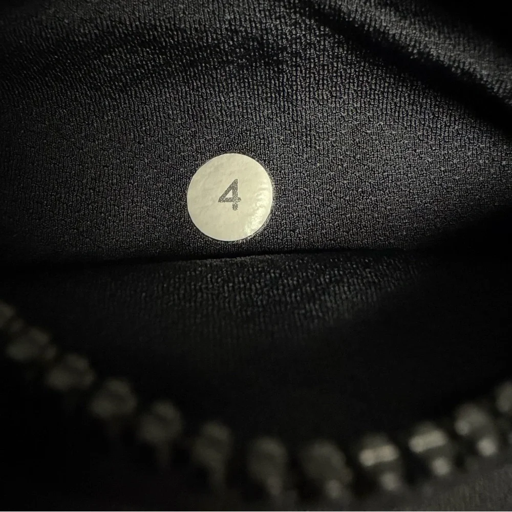 Lululemon Runday Crop Leggings - Picture 8 of 14